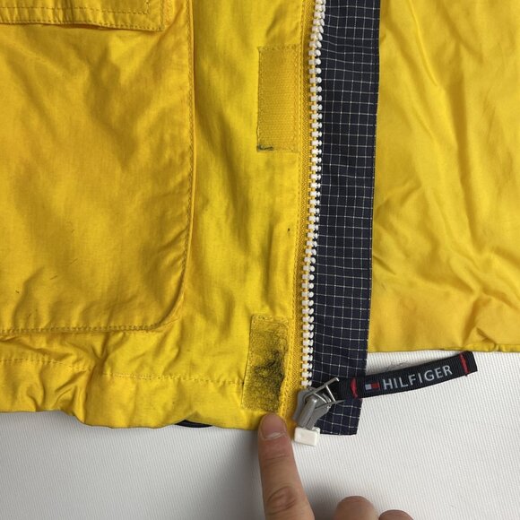 VTG Tommy Hilfiger Hooded Tactical Windbreaker Yellow Rain Jacket Men’s Size M - Picture 15 of 16